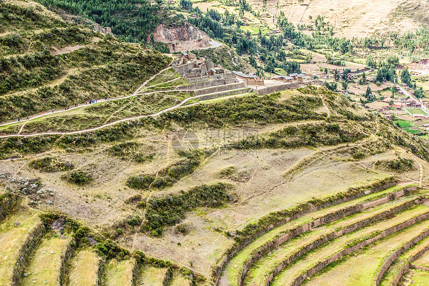 秘鲁 皮萨克 Pisaq  秘鲁安第斯山脉神圣山谷的印加遗址石头堡垒历史性圣谷废墟丘陵地标旅游防御山脉图片
