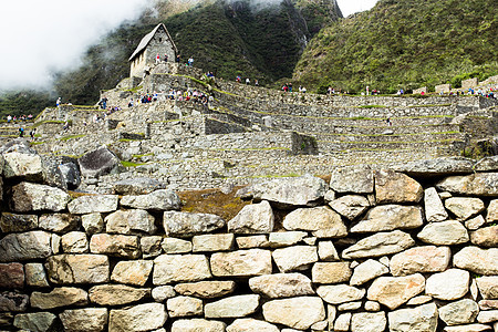秘鲁安第斯山脉古老的印加城市比丘游客旅游旅行石头马丘墙壁天空文明考古学图片