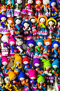 秘鲁 南美洲市场上的多姿多彩的制造业手工彩虹毯子羊毛条纹纺织品骆驼编织羊驼工艺图片
