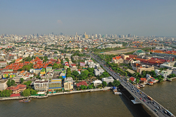 现代建筑 泰国河边的现代化建筑工程图片