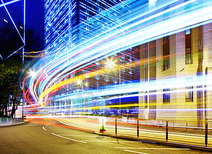 夜间城市交通繁忙市中心运输商业小路踪迹途径运动景观街道天际图片