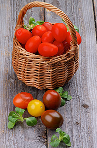各种番茄篮子叶子健康饮食刺槐柳条蔬菜宏观食物绿地乡村图片