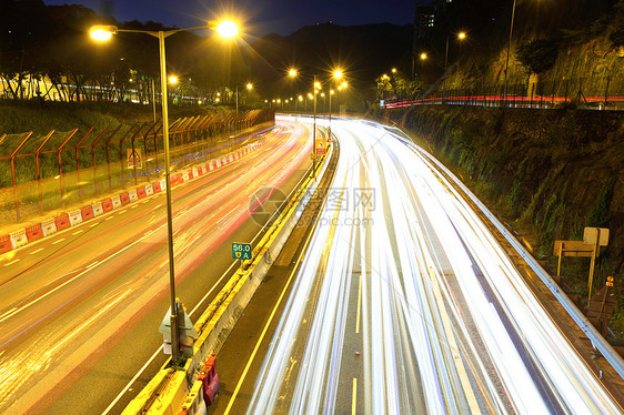 高速公路上的交通路线运动汽车车辆城市踪迹金融街道生活建筑学速度图片