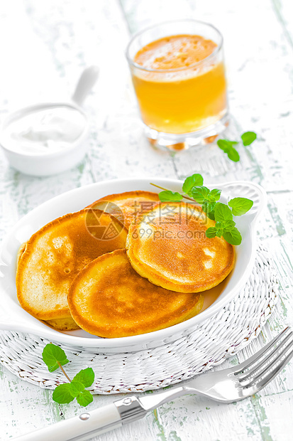 煎饼忏悔节烹饪面糊早餐水果食物油条盘子乡村小吃图片