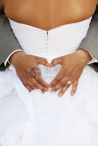 结婚爱情裙子身体幸福腰部灰色新娘婚姻戒指婚礼拥抱图片