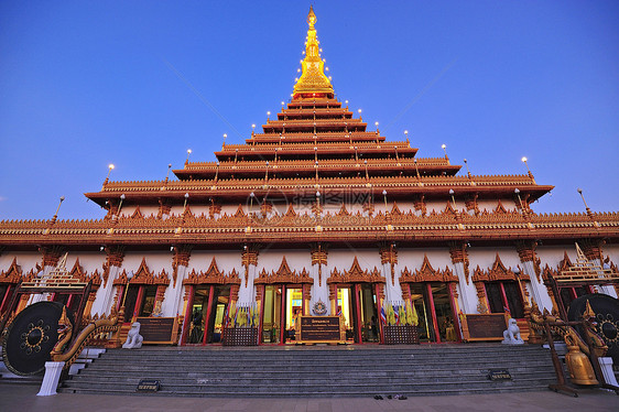 泰国寺金塔佛教徒佛塔遗产旅游艺术宝塔旅行建筑学精神金子图片