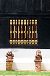 吉昂迈的柏拉歌唱寺庙概念木头黑色天空儿童窗户宝塔想法目的地白色图片