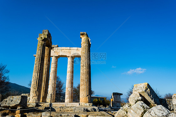 古代内梅亚的宙斯寺遗产大理石寺庙柱子考古学废墟首都历史文化石头图片