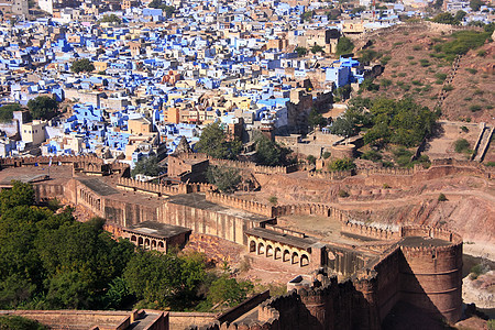 从印度Mehrangarh堡观察到的Jodhpur市建筑学房子建筑庭院蓝色堡垒景观博物馆爬坡砂岩图片