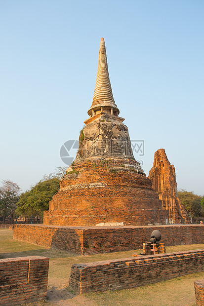 泰国马哈特阿尤塔宝塔寺庙艺术地标建筑图片