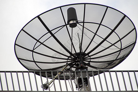 卫星天线设备辐射高科技技术监控电波电视科学工程图片