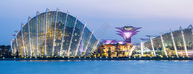 沙湾旁的新加坡花园建筑码头旅行地标建筑学城市景观玻璃天空雕塑图片