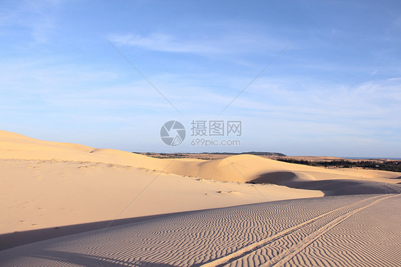 沙漠沙漠橙子地平线风光冒险蓝色沙丘沙漠金子地形全景图片