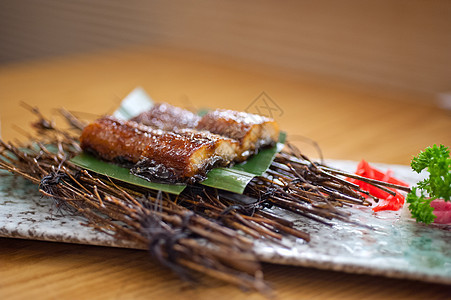 日式烤酱油美食海鲜美味午餐食物鳗鱼熏制餐厅盘子背景图片