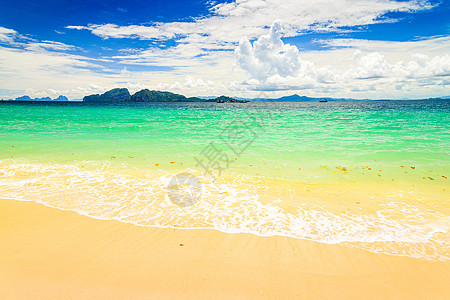 克拉丹岛 泰国安达曼海的一个岛屿蓝色水域热带晴天旅游海浪天堂海滩风景阳光图片