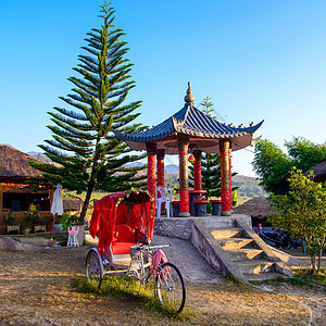 泰国传统泰国中国泰华云南村旅行木头文化树叶建筑农村建筑学小路房子城市图片