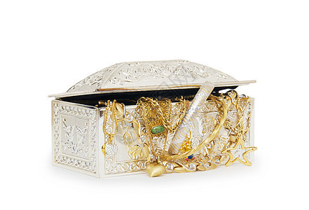 带项链的首饰盒 在白色背景上孤立珠子奢华胸部宝藏首饰雕刻财富收藏古董手镯图片