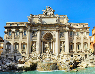 意大利罗马的不老特雷维泉观光大理石石头雕塑建筑学艺术喷泉风格场景建筑图片