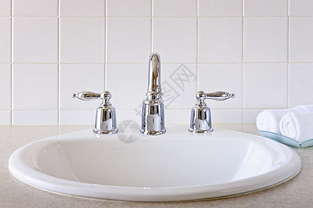 洗手间水槽龙头房子瓷砖白色装修房间合金内饰浴室柜台图片