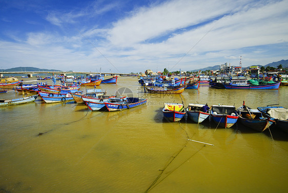 有很多船的渔村和渔村漂浮国家旅行皮艇村庄文化篮子蓝色工艺乡村图片