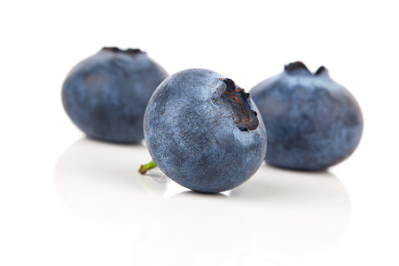 白色背景上孤立的新鲜蓝莓新星群馅饼水果甜点饮食食物宏观团体浆果蓝色小吃图片