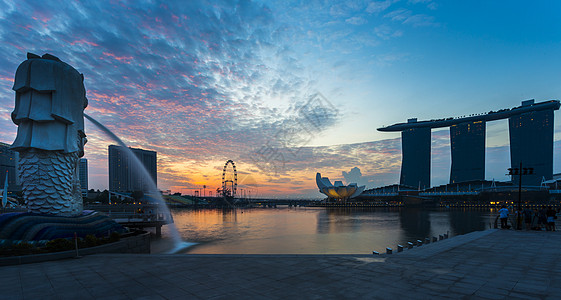 新加坡具有里程碑意义的美利翁与日出旅游商业喷泉城市地标办公室码头狮子摩天大楼鱼尾狮图片