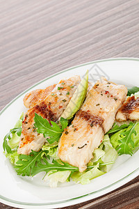 海鲜盘鳕鱼火箭胡椒鱼片午餐沙拉营养食物活力美食图片