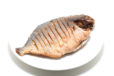 越南深油炸鱼油炸白色红色午餐盘子鲤鱼盐渍海洋淀粉菜肴图片