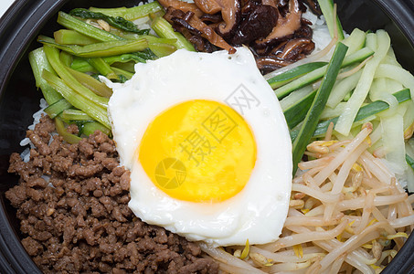 韩语bibimpp辣椒烹饪食物宏观餐厅美食石头盘子蔬菜旅行图片