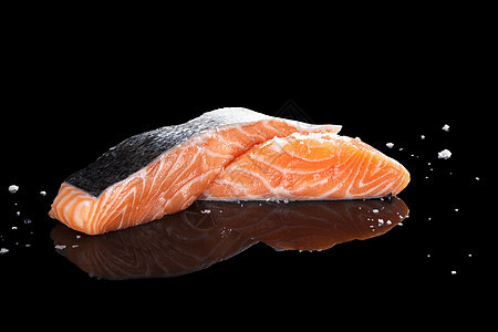 生鲑鱼块橙子背景美味美食牛扒寿司水平鱼片海鲜奢华图片