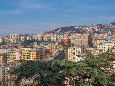 意大利热那亚之景丘陵爬坡城市天际场景图片