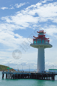 港口的灯塔建筑警告晴天旅游导航游客假期海岸线旅行海洋图片