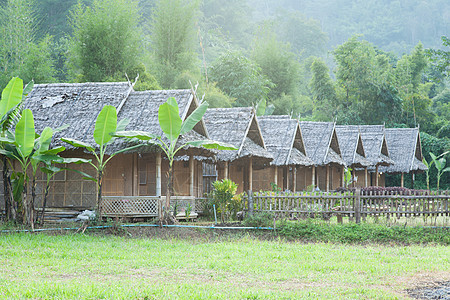 山边的棚屋旅游环境农场小屋国家场地种植园收成木头农村图片