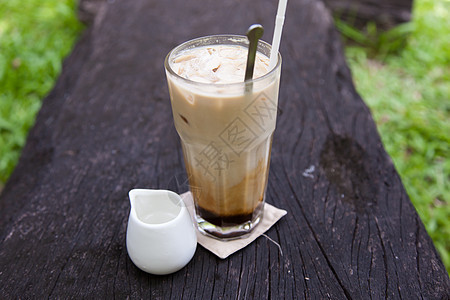 冰咖啡咖啡杯子风格管子服务咖啡店液体玻璃木头冰镇图片
