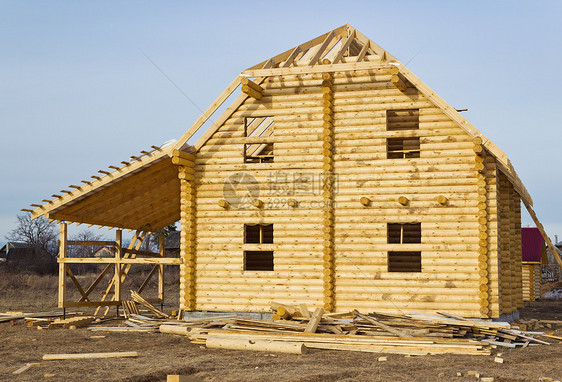 建造原木房屋图片