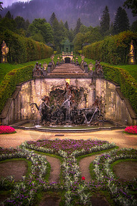 城堡历史建筑学喷泉目的地摄影结构雕像建筑旅游植物图片