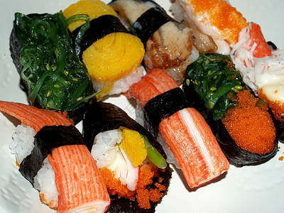 日本日美食汇合蔬菜海鲜寿司橙子鱼片饮食拼贴画海藻餐厅盘子图片