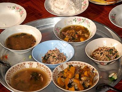 泰式泰国菜食菜单厨房蔬菜奢华自助餐盘子橙子桌子饮食美食宴会图片