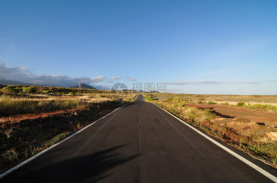 长空荒路地平线车道街道运输自由沥青蓝色风景路线旅行图片