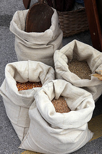小麦和玉米袋图片