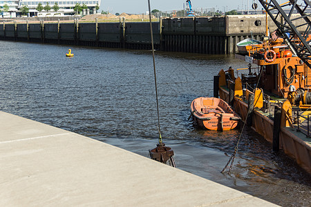 工作时的叫喊声汉堡码头发射港口翻盖起重机船只挖泥船海岸观光图片