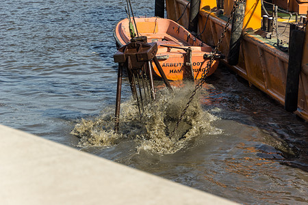 工作时的叫喊声起重机挖泥船同盟港口观光建筑学海岸翻盖发射汉堡图片