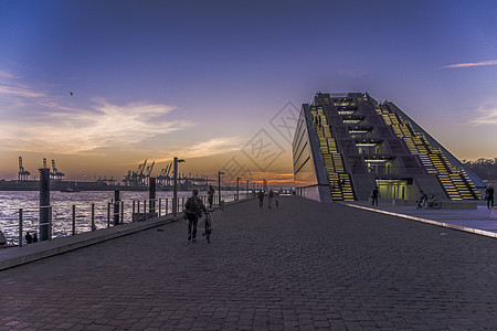 Dockland 日落反射旅行建筑阳光运输太阳旅游港区建筑学港口图片