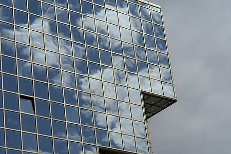 现代多云建筑学蓝色反射财产办公室商业玻璃城市地标图片
