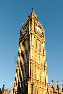 Big Ben 伦敦文化游客建筑首都历史国际公共汽车政治旅行天空图片