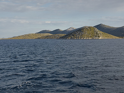 岛屿和海纹理群岛蓝色天空涟漪波浪图片