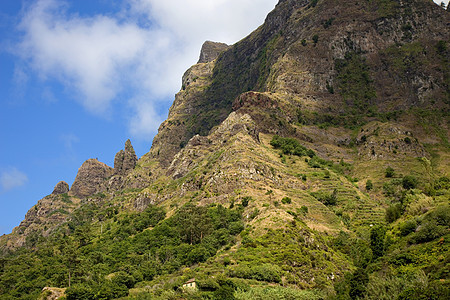 山脉远景风景悬崖天空薄雾远足地球爬坡太阳旅游图片