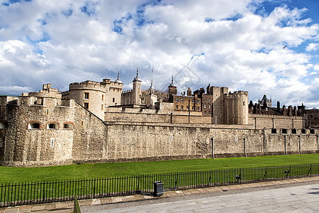 伦敦塔堡垒建筑历史历史性城堡旅游博物馆堡垒天空监狱建筑学图片
