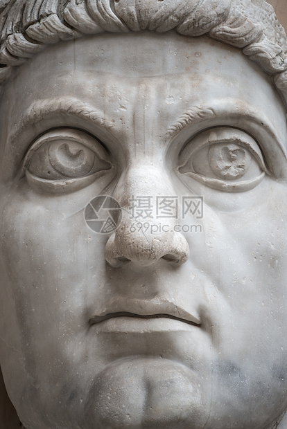 意大利罗马君士坦丁大帝巨神像意大利罗马艺术游客雕塑帝国眼睛古董建筑学历史纪念碑男人图片