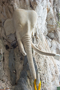 泰国大象头雕塑中的雕塑图片